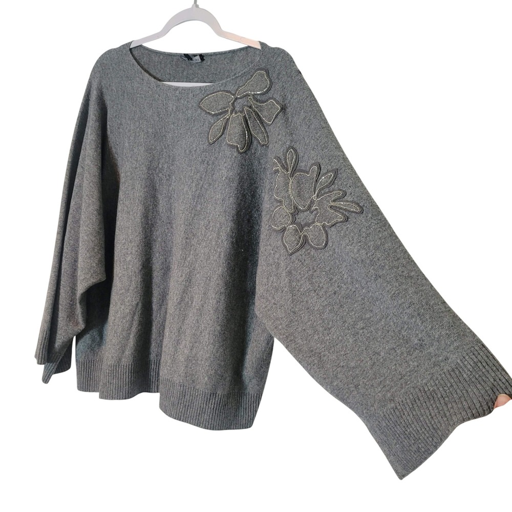 Lafayette 148 Cashmere Floral Applique Sweater Gray M/L Dolman Sleeve Loose Fit